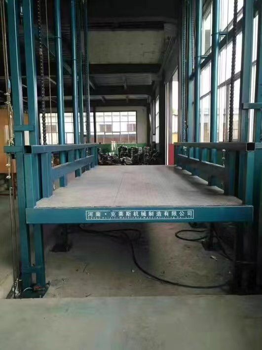 液壓升降作業平臺廠家講解不同類型升降平臺的區別和應用